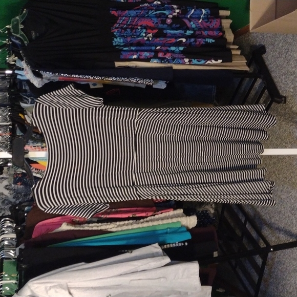 Forever 21, black and white stripe dress, size 1x - Picture 2 of 3